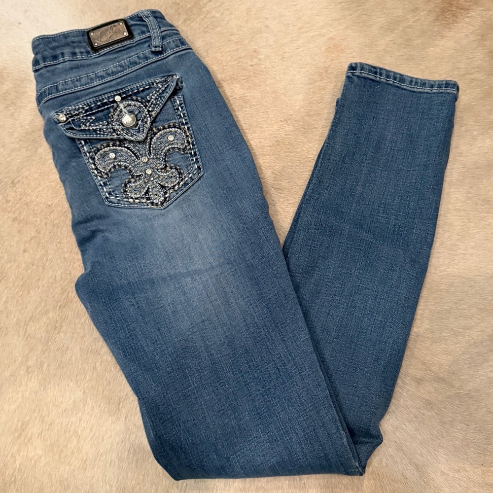 Earl Jeans Blue Skinny Jeans with Embellished Pocket